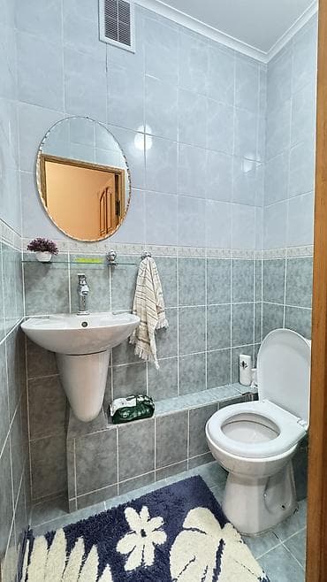 гостиницы нарын: 3 комнаты, 71 м², 105 серия, 4 этаж — 10