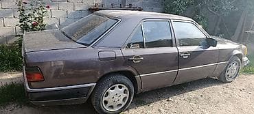 byd e3: Седан (4 двери), классический кузов с хромированными молдингами и — 2