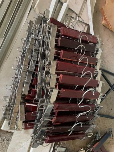 Деревянные вешалки для брюк 
Цена: 60
Количество: 72