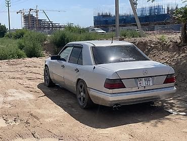 w210 2 6: Mercedes-Benz W124: 1994 г., 2.2 л, Механика, Бензин, Седан — 6