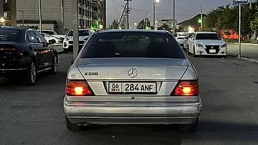 bye e5: Mercedes-Benz 220: 1993 г., 2.2 л, Автомат, Бензин, Купе — 4