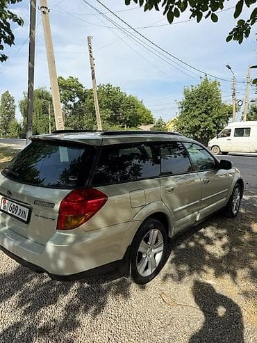 Subaru Outback: 2004 г., 2.5 л, Автомат, Бензин, Универсал — 4