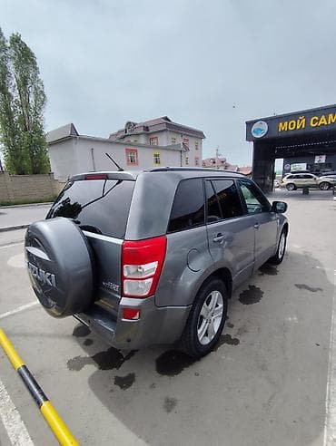 богато: Suzuki Grand Vitara: 2008 г., 2 л, Автомат, Бензин, Кроссовер — 3