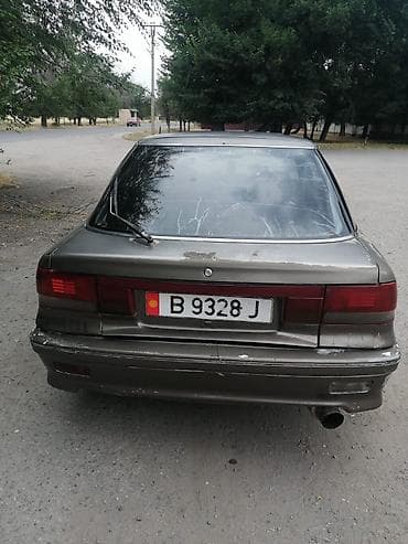 Mitsubishi Lancer: 1991 г., 1.5 л, Механика, Бензин, Седан — 1