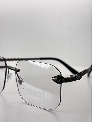карти: Безободковые очки Cartier с компьютерными фотохромными линзами — 2