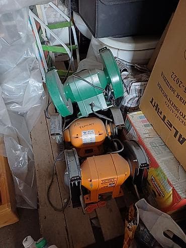 Компрессоры: Все отдам за 5000с. штучно по 1400сом. Настольные — 1