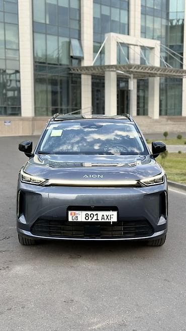 gac aion v: AION Y Plus i60 — модерновый электрический кроссовер C‑класса. Кузов — 2