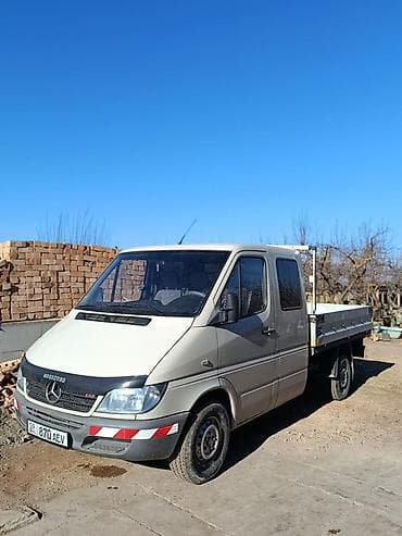 Грузовик, Mercedes-Benz, Дубль, 3 т at lalafo.kg Грузовик, Mercedes-Benz, Дубль, 3 т