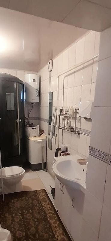 сдаю токмок: 62 м², 4 комнаты, Забор, огорожен — 2