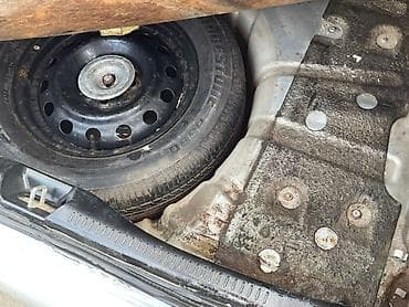 мазда ефка 323: Mazda 323: 2003 г., 1.6 л, Ручные, Бензин, Седан — 5