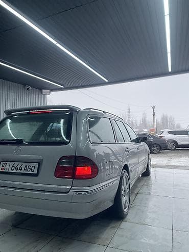багажник с4: Mercedes-Benz E-Class: 2001 г., 4.3 л, Автомат, Бензин, Универсал — 2