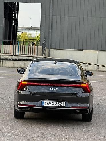 arizzo 8: Kia K8: 2021 г., Седан — 3