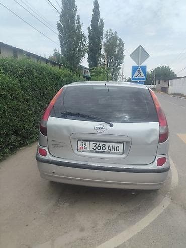 чехии: Nissan Almera Tino: 2002 г., 2 л, Автомат, Бензин, Хэтчбэк — 3