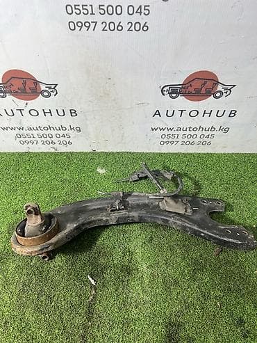 down pipe: Рычаг подвески Kia Carnival YP D4HB 2.2 DIESEL лев. (б/у) — 1