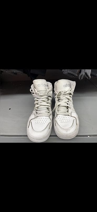 Мырзалардын бут кийими: Эркектердин кроссовкасы, 42, 42.5, 43, Adidas, Колдонулган, түсү - Ак, Өзү алып кетүү — 3