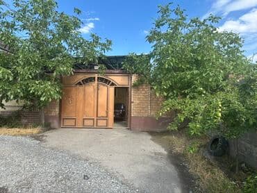 крыша жасайбыз: Продается дом из жжоного кирпича 3 комнатная и 2 времянки огород сад — 1