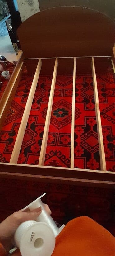 Продаю 2х спалку кровать с матрасом