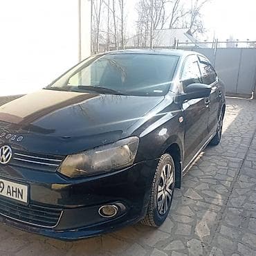Volkswagen Polo: 2013 г., 1.6 л, Ручные, Бензин, Седан