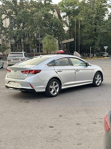 Продажа авто: Hyundai Sonata: 2022 г., 2 л, Автомат, Газ, Седан — 4