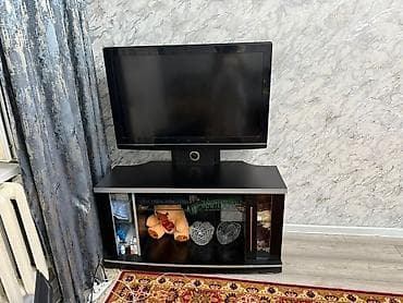 Тумба и подставка для телевизора, Б/у, Напольная, ЛДСП, цвет - Черный