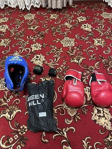 Набор для бокса мма Состав:бортсовка - Боксерские перчатки красные