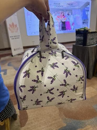 коробки квадратные: Пищевой контейнер — 1