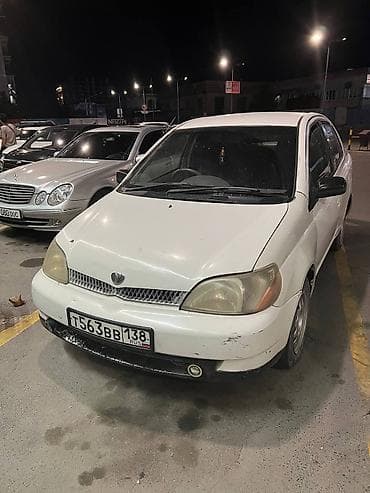 byd e1: Toyota Platz: 2000 г., 1 л, Автомат, Бензин, Седан — 1
