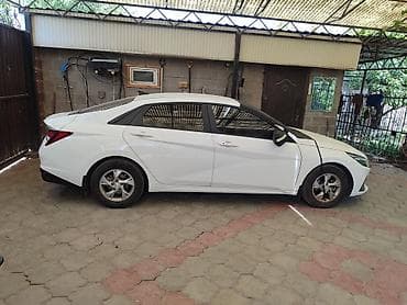 byd plus: Hyundai Avante: 2022 г., 1.6 л, Автомат, Газ, Седан — 4