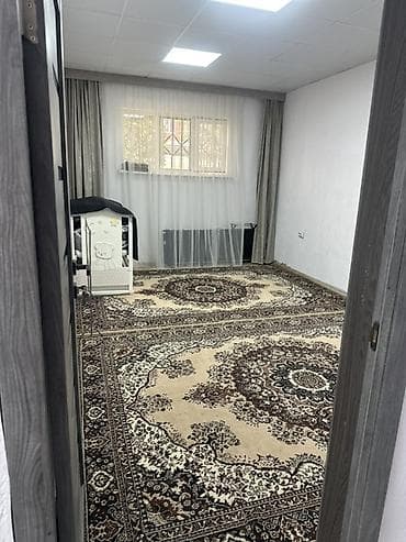 Квартиры: 3 комнаты, 80 м², 106 серия, Цокольный этаж этаж, Косметический ремонт — 6