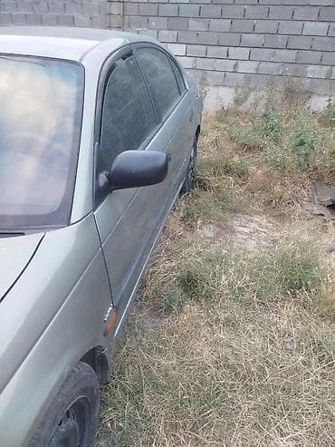 krone sd: Toyota Avensis: 2002 г., 1.8 л, Механика, Бензин, Седан — 2