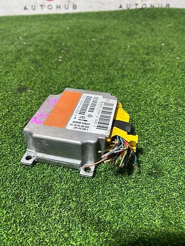 colf 2: Блок управления airbag (SRS) для Volkswagen Golf Mk4 Wagon 2.0 AZJ — 1