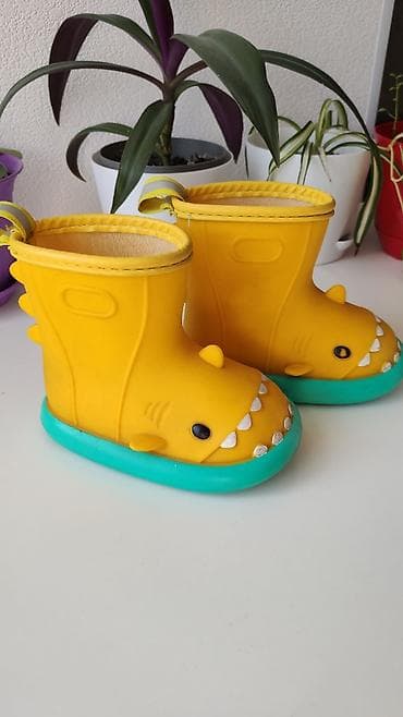 Детская одежда и обувь: Детские резиновые сапоги Baby Crayon, размер 150 (внутренняя длина — 5