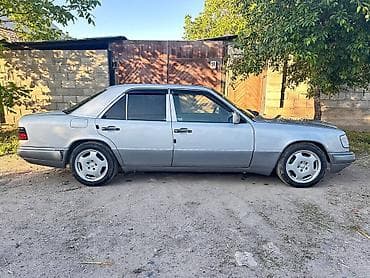 набор ключей для автомобиля б у: Mercedes-Benz W124: 1993 г., 2.2 л, Механика, Бензин, Седан — 5