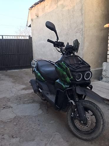 Мототехника: Макси-скутер Tank, 175 куб. см, Бензин, Б/у — 1