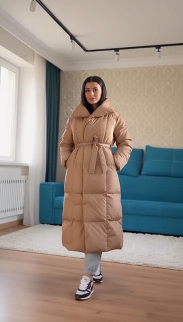 срочно продаю в связи с переездом: Длинная куртка на холлофайбере. Размер М/ Л. Состояние отличное. Одета — 2