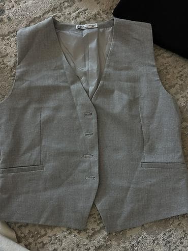 кийим сатам: Комплект, түсү - Кара — 5