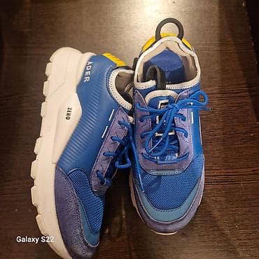 nike react: Красные казачки 37р 1500с
адидас 37р 1500с
пума 38р 2000с — 3