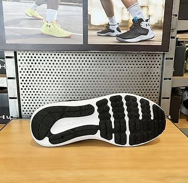 Свадебные платья и аксессуары: Мужские кроссовки, 39, 40, 41, Under Armour, Новый, цвет - Зеленый, Самовывоз, Платная доставка — 3