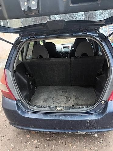 китайская маленькая машина: Honda Fit: 2002 г., 1.3 л, Вариатор, Бензин, Хэтчбэк — 5