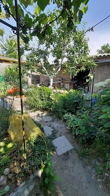 Үйлөр: Продается!!! Дом из жженного кирпича в районе рынка Дордоя, по ул — 9