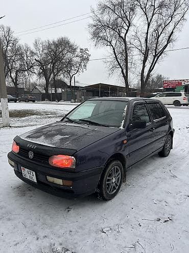 е 318: Volkswagen Golf: 1994 г., 1.8 л, Механика, Бензин, Хэтчбэк — 8