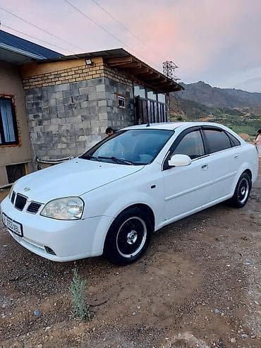Продажа авто: Daewoo Lacetti: 2003 г., 1.5 л, Механика, Бензин, Седан — 2