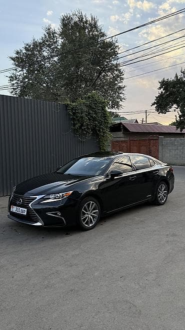 прикурит машина: Lexus ES: 2016 г., 2.5 л, Автомат, Гибрид, Седан — 1