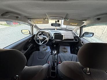подголовник фит: Honda Fit: 2009 г., 1.5 л, Автомат, Бензин, Хэтчбэк — 7