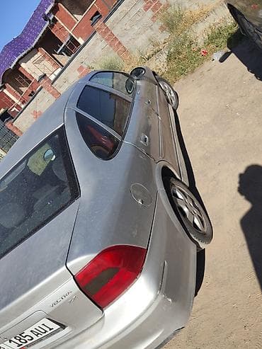 Opel Vectra: 2001 г., 2.2 л, Автомат, Бензин, Седан — 1