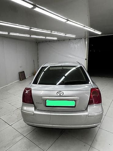 Транспорт: Toyota Avensis: 2003 г., 1.8 л, Автомат, Бензин, Хэтчбэк — 2