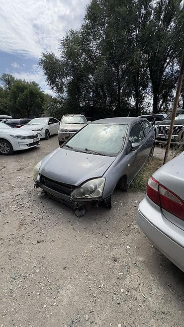 бити машина: Honda Civic: 2004 г. — 7
