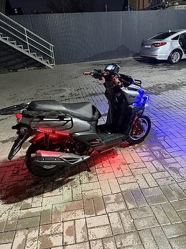 танк 150: Макси-скутер Tank, 150 куб. см, Бензин, Б/у — 2