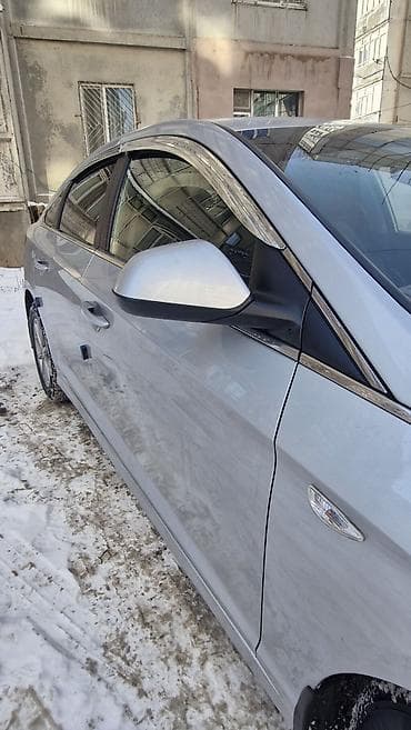 w211 e63: Седан бизнес-класса серебристого цвета. Основные характеристики и — 3