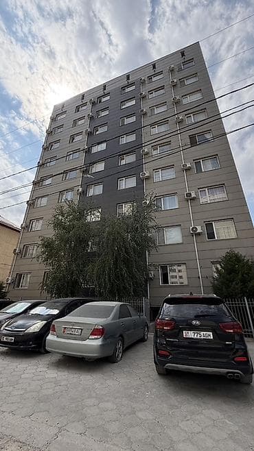12 микрорайон: Офисное/коммерческое помещение с отдельным входом. 38,7 м2, 39,2 м2 — 8